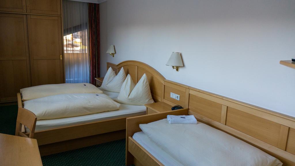 Pension Ebnerwirt Eben Im Pongau Bagian luar foto