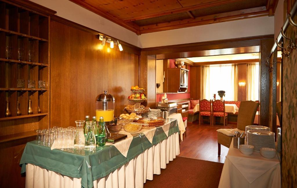 Pension Ebnerwirt Eben Im Pongau Bagian luar foto